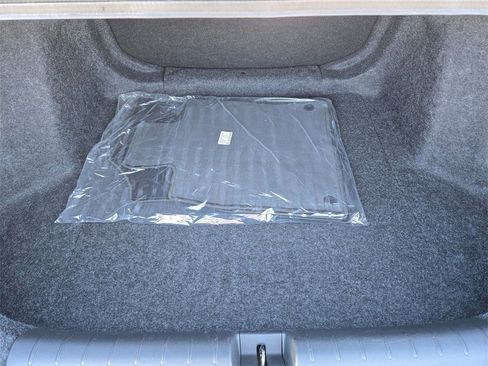 Used 2019 Honda Civic LX image 9