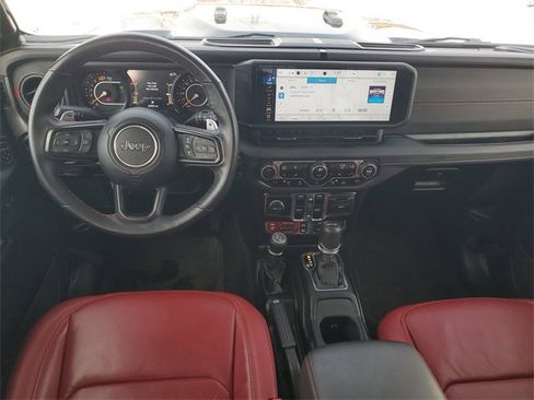 Used 2024 Jeep Wrangler Unlimited Rubicon 392 image 11