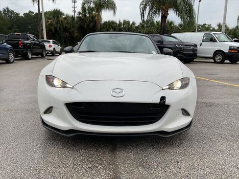 Used 2020 MAZDA MX-5 Miata Club w/ Brembo/BBS Recaro Package RWD image 17