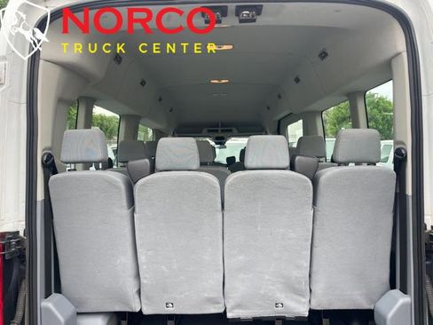 Used 2019 Ford Transit 350 XLT image 11
