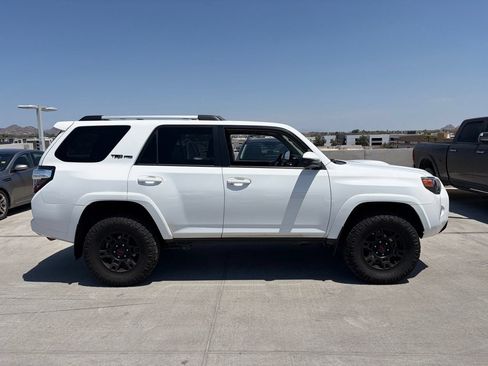 Used 2017 Toyota 4Runner TRD Pro AWD/4WD image 3