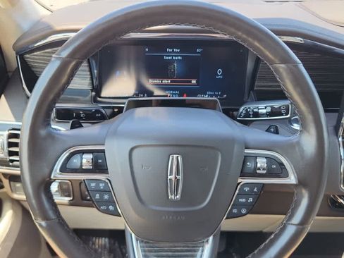 Used 2022 Lincoln Navigator Black Label image 18