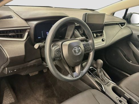 Used 2026 Toyota Corolla LE FWD image 18