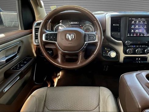 Used 2021 RAM 1500 Laramie AWD/4WD image 9