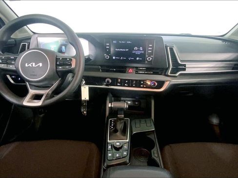 Certified 2024 Kia Sportage LX image 15