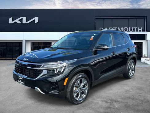 Used 2024 Kia Seltos S AWD/4WD image 1