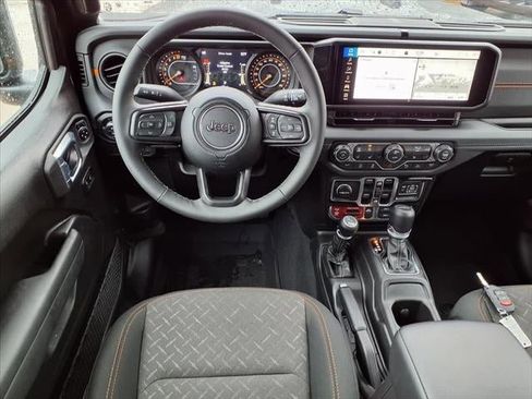 New 2026 Jeep Gladiator Mojave w/ Steel Bumper Group image 35