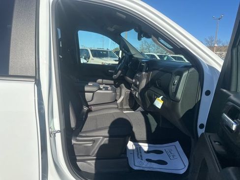 New 2026 Chevrolet Silverado 2500 Custom w/ Custom Value Package AWD/4WD image 32
