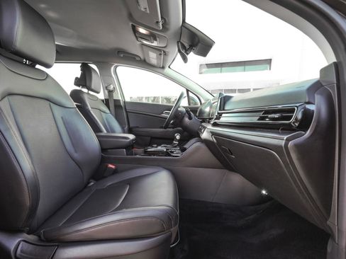 Used 2024 Kia Sportage EX image 43