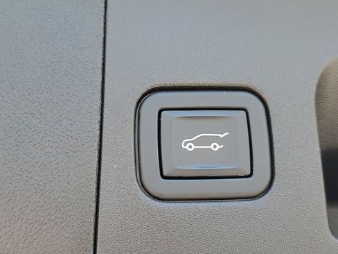 Used 2022 Cadillac XT5 Sportv w/ Platinum Package AWD/4WD image 33