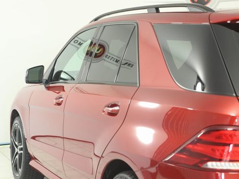 Used 2019 Mercedes-Benz GLE 43 AMG 4MATIC image 37