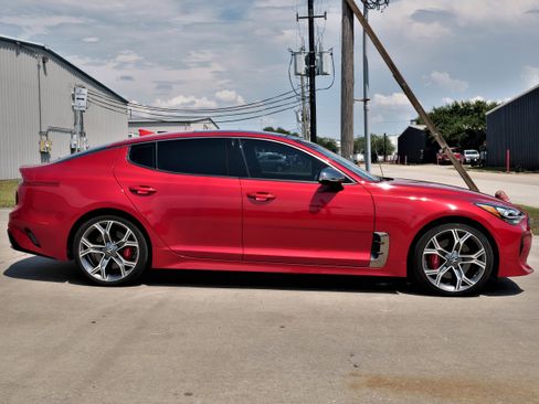 Used 2020 Kia Stinger GT1 image 5
