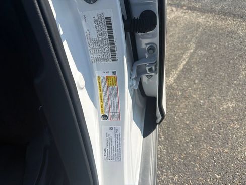 Certified 2025 Honda Accord LX image 23