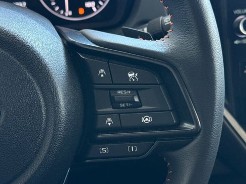 Used 2024 Subaru Crosstrek 2.5i Limited w/ Crosstrek Mirror Package image 28