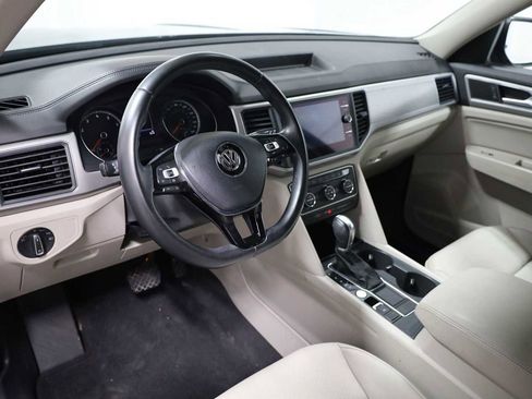 Used 2019 Volkswagen Atlas SE image 4