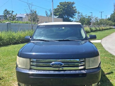 Used 2009 Ford Flex SEL FWD image 3