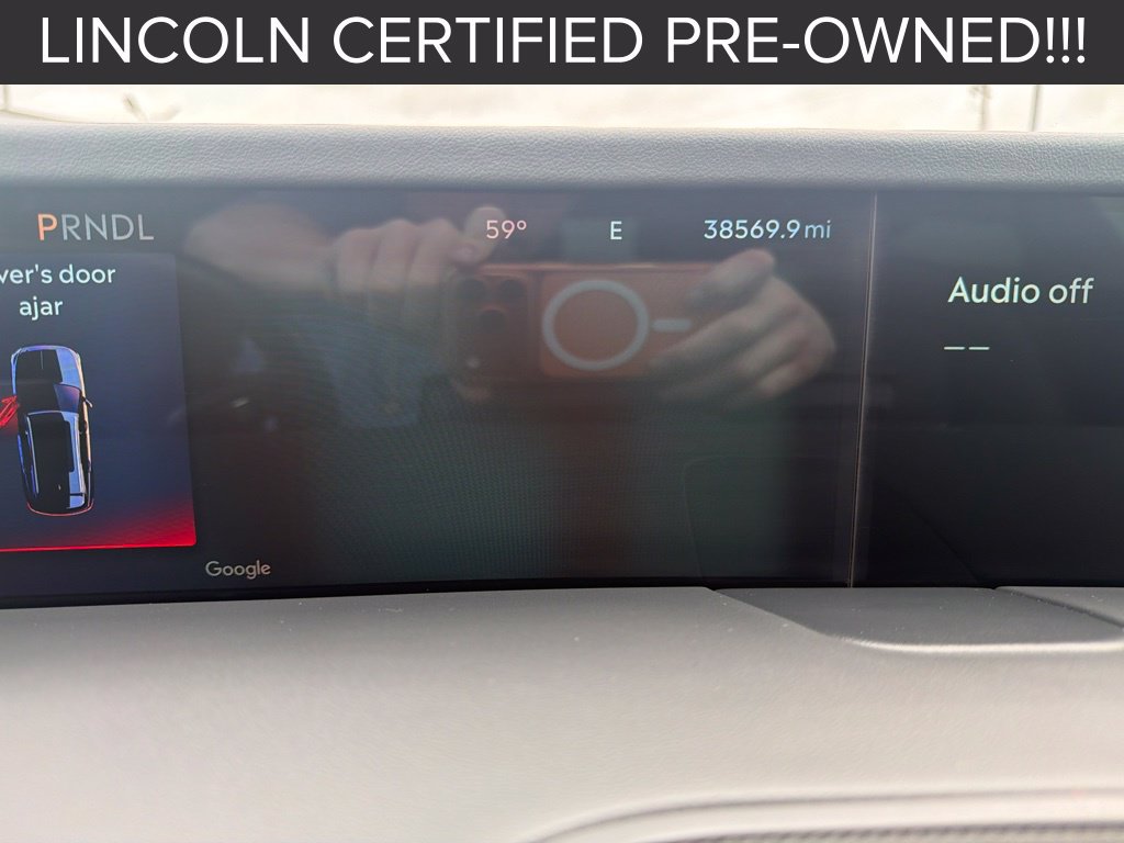 Used 2024 Lincoln Nautilus Reserve w/ Equipment Group 202A AWD/4WD image 3