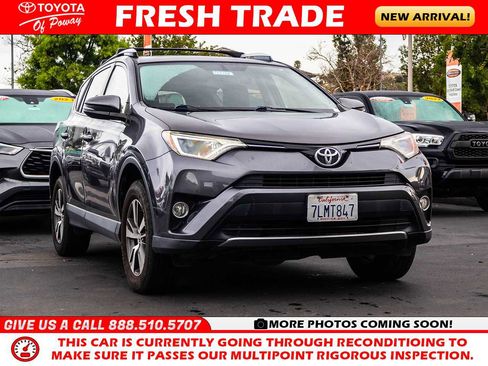 Used 2016 Toyota RAV4 XLE image 1