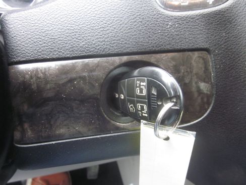 Used 2011 Dodge Grand Caravan Mainstreet w/ PWR Convenience Group FWD image 16