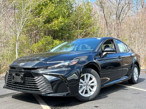 New 2026 Toyota Camry LE w/ Convenience Package image 1
