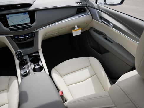 New 2026 Cadillac XT5 Premium Luxury w/ Driver Assist Package image 10