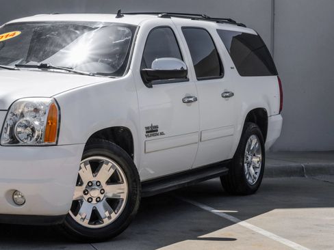 Used 2014 GMC Yukon XL SLT w/ Texas Edition RWD image 8