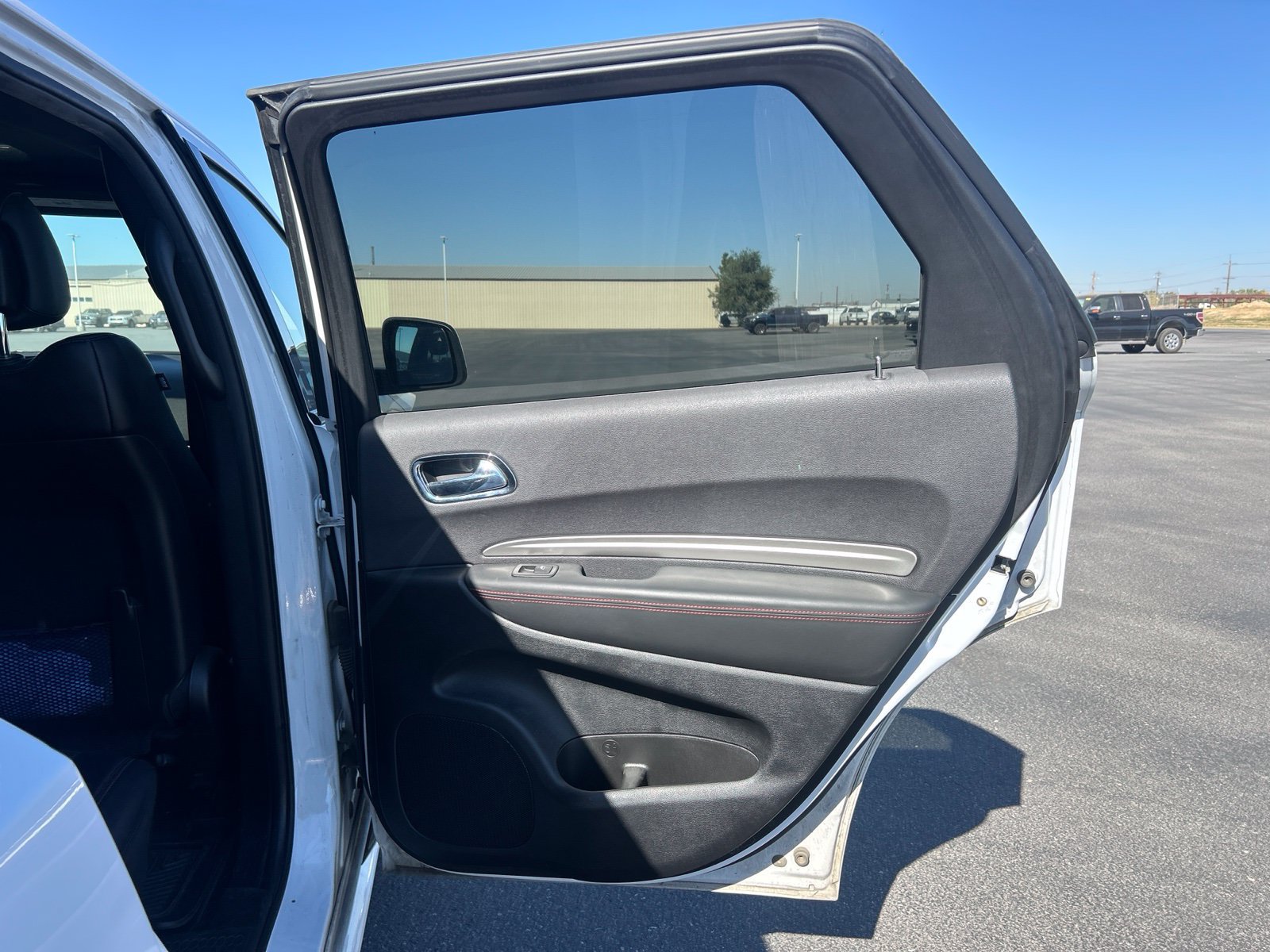Used 2014 Dodge Durango R/T w/ Technology Group AWD/4WD image 14