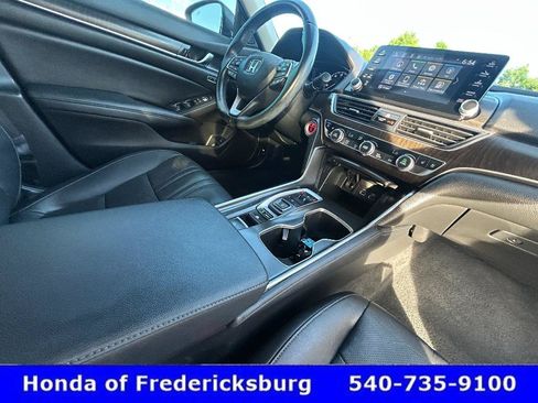 Used 2022 Honda Accord Touring image 21