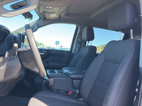Used 2022 Chevrolet Silverado 1500 Custom AWD/4WD image 12