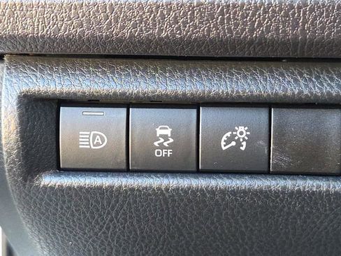 Used 2025 Toyota Camry LE image 25