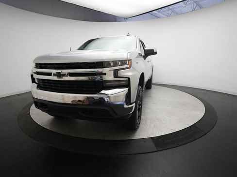 Used 2020 Chevrolet Silverado 1500 LT w/ All-Star Edition AWD/4WD image 12