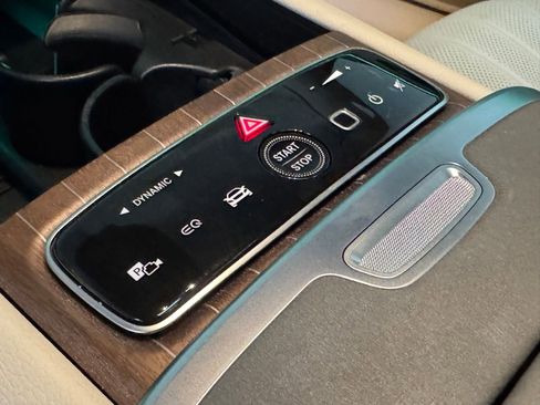 Certified 2023 Mercedes-Benz EQS 580 4MATIC Sedan image 33