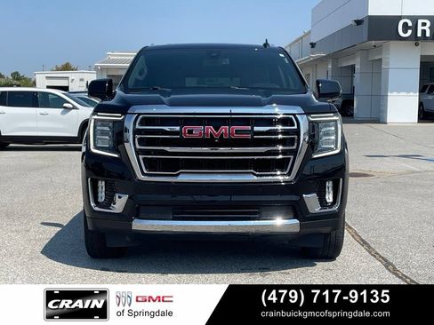 Used 2021 GMC Yukon SLT w/ SLT Premium Package AWD/4WD image 2
