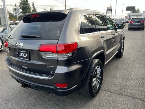 Used 2021 Jeep Grand Cherokee Limited w/ Trailer Tow Group IV image 6