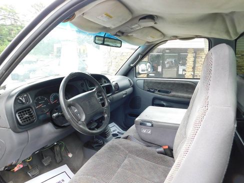 Used 1999 Dodge Ram 2500 Truck 4x4 Regular Cab image 16