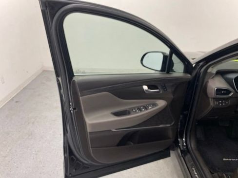 Used 2020 Hyundai Santa Fe Limited AWD/4WD image 28