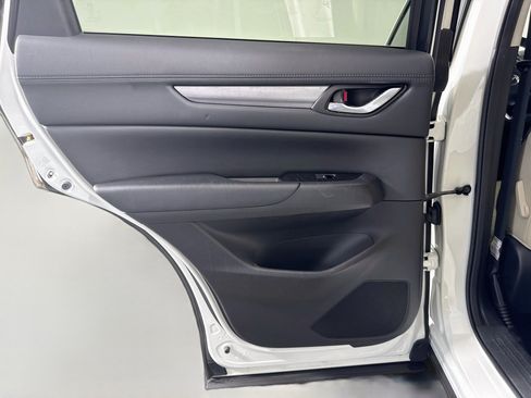 Used 2018 MAZDA CX-5 Touring w/ Preferred Equipment Package FWD image 26