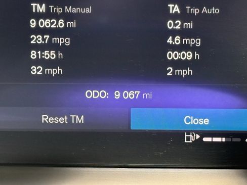 Used 2025 Volvo XC90 B6 Plus AWD/4WD image 18