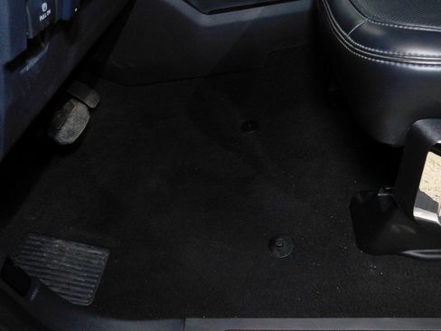 Used 2025 Ford F250 Platinum image 33