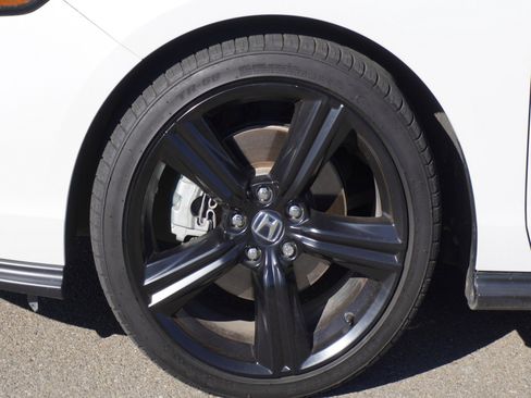 Used 2023 Honda Accord Sport image 7