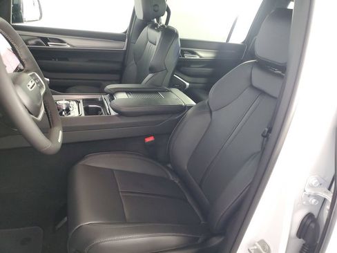 New 2026 Jeep Grand Wagoneer 4WD image 12