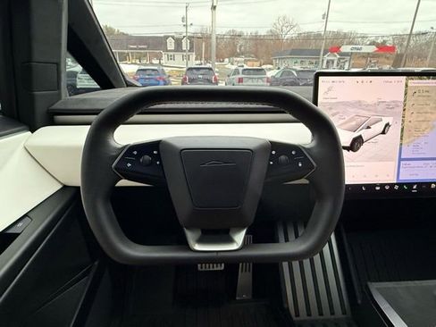 Used 2024 Tesla Cybertruck Cyberbeast image 33