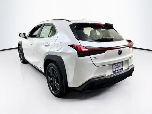 Used 2021 Lexus UX 250h w/ Accessory Package (Z2) AWD/4WD image 7