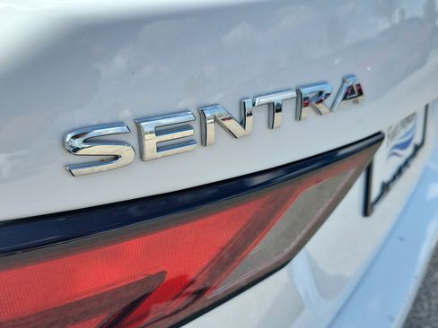 Used 2023 Nissan Sentra SV image 10