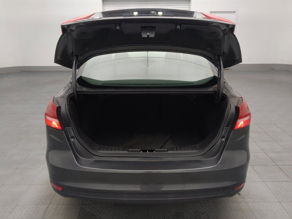 Used 2017 Ford Focus SE FWD image 29