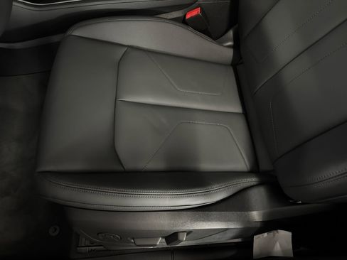 New 2025 Audi Q3 2.0T Premium image 14