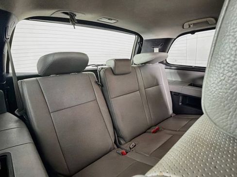 Used 2016 Toyota Sequoia Platinum AWD/4WD image 27