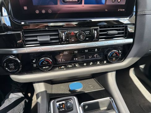 Used 2026 Nissan Pathfinder Platinum AWD/4WD image 20