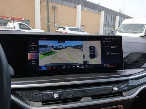 Used 2024 BMW X5 sDrive40i w/ M Sport Package image 16