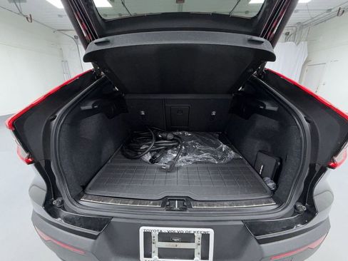 Used 2023 Volvo C40 P8 Recharge Ultimate w/ Protection Package Premier AWD/4WD image 16